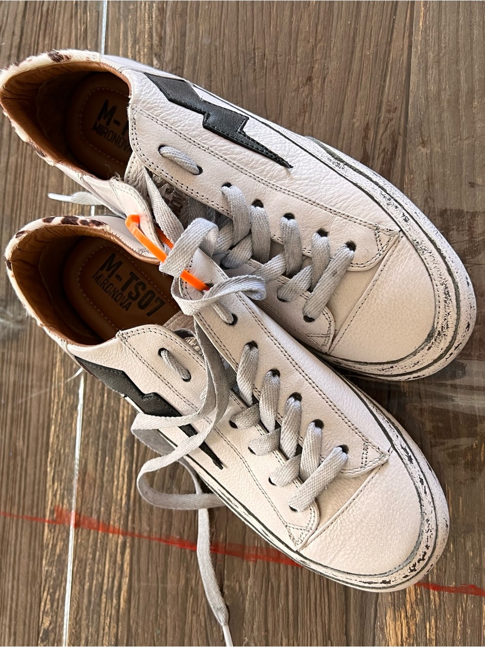 M-Tsoi White Leather Sneakers with Black Lightning Accent